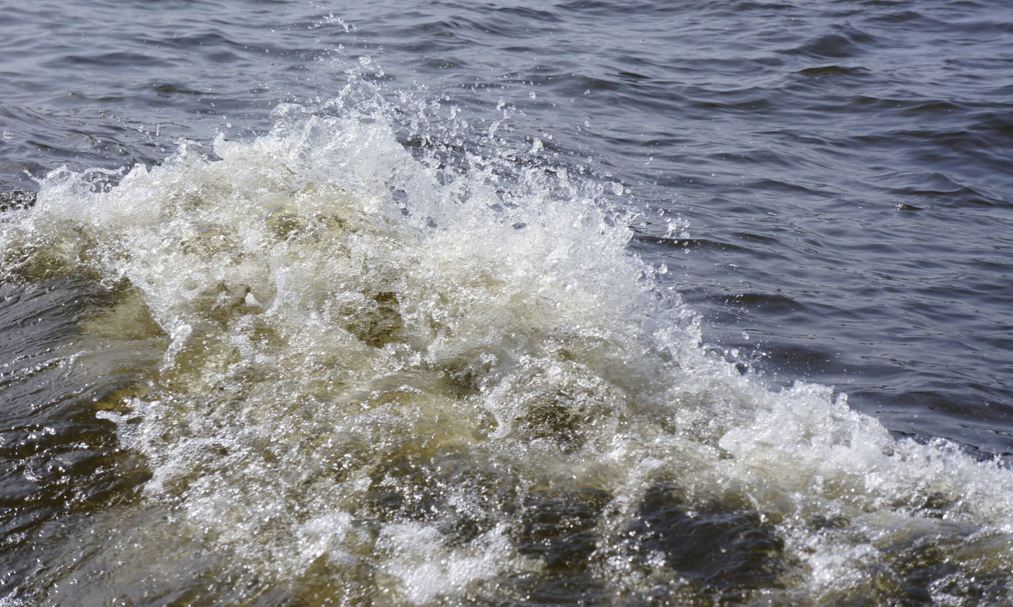 Aufgewühltes Wasser